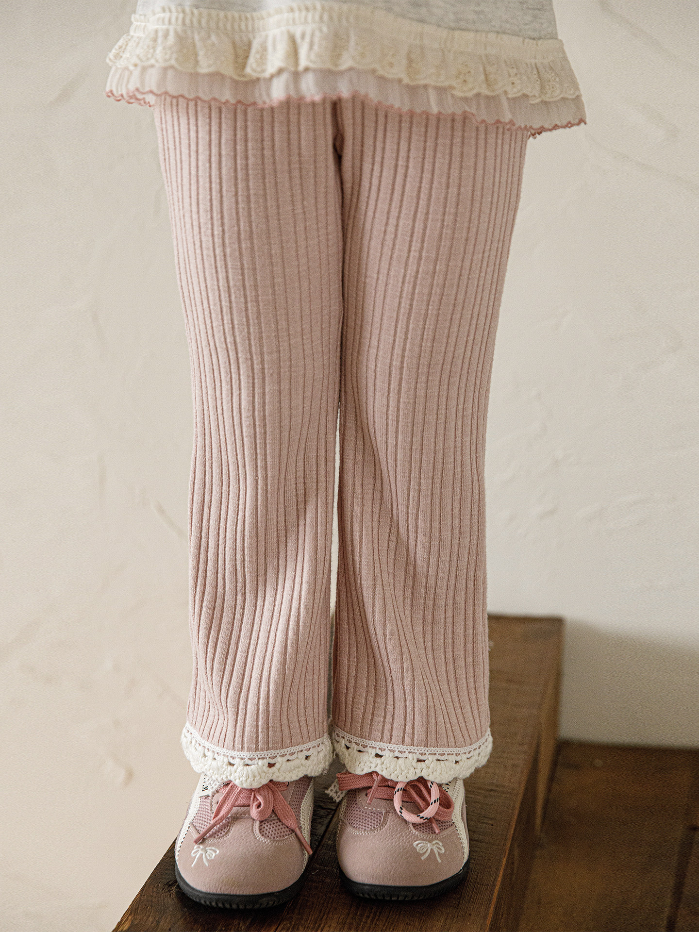 Versatile Girls Ribbed Flared Pants With Lace Trim photo 4