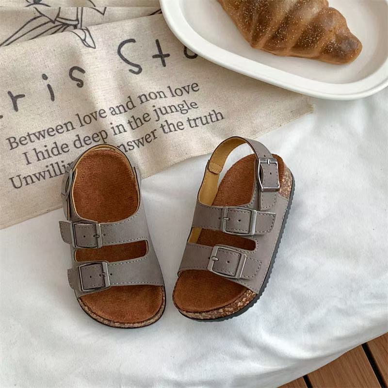 Summer Fashion Sandals For Boys And Girls Cute Cartoon Design photo 8