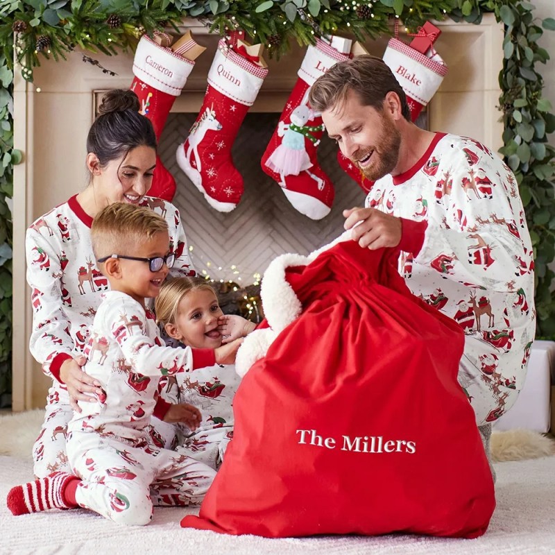 European And American Christmas Loungewear Family Sets photo 1
