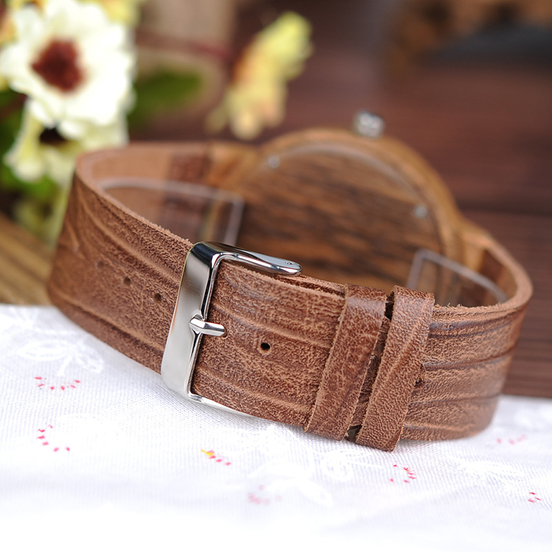 Wooden Classic Analog Quartz Watch Fashionable photo 5