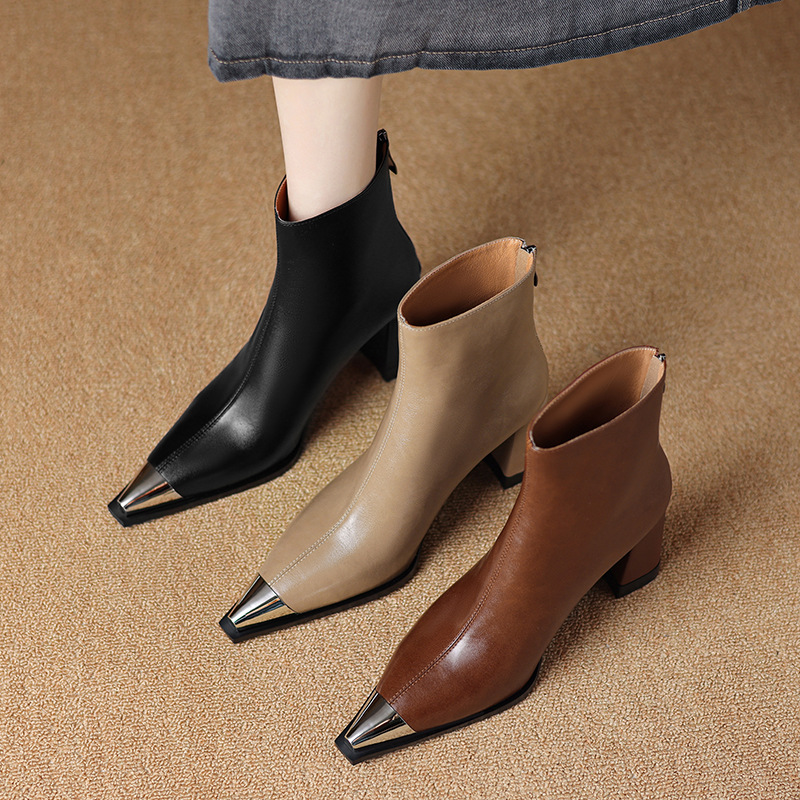 European And American-style Chic Metallic-stitched Pointed-toe Leather Ankle Boots photo 1