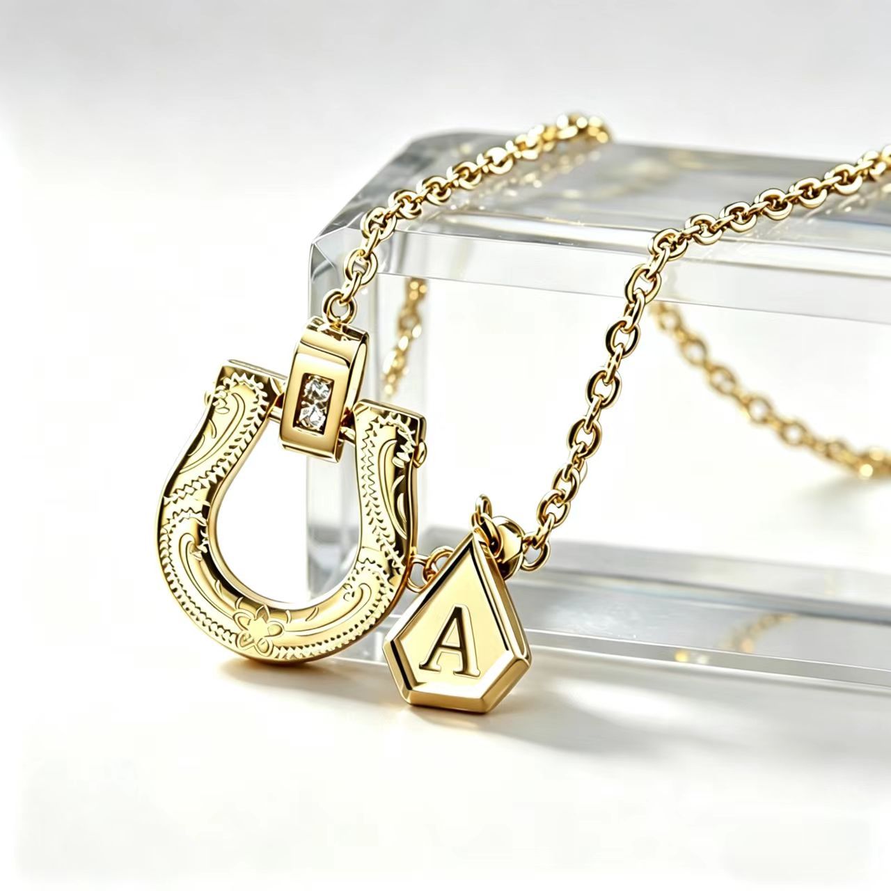 Women's Simple Elegant Versatile Necklace photo 2