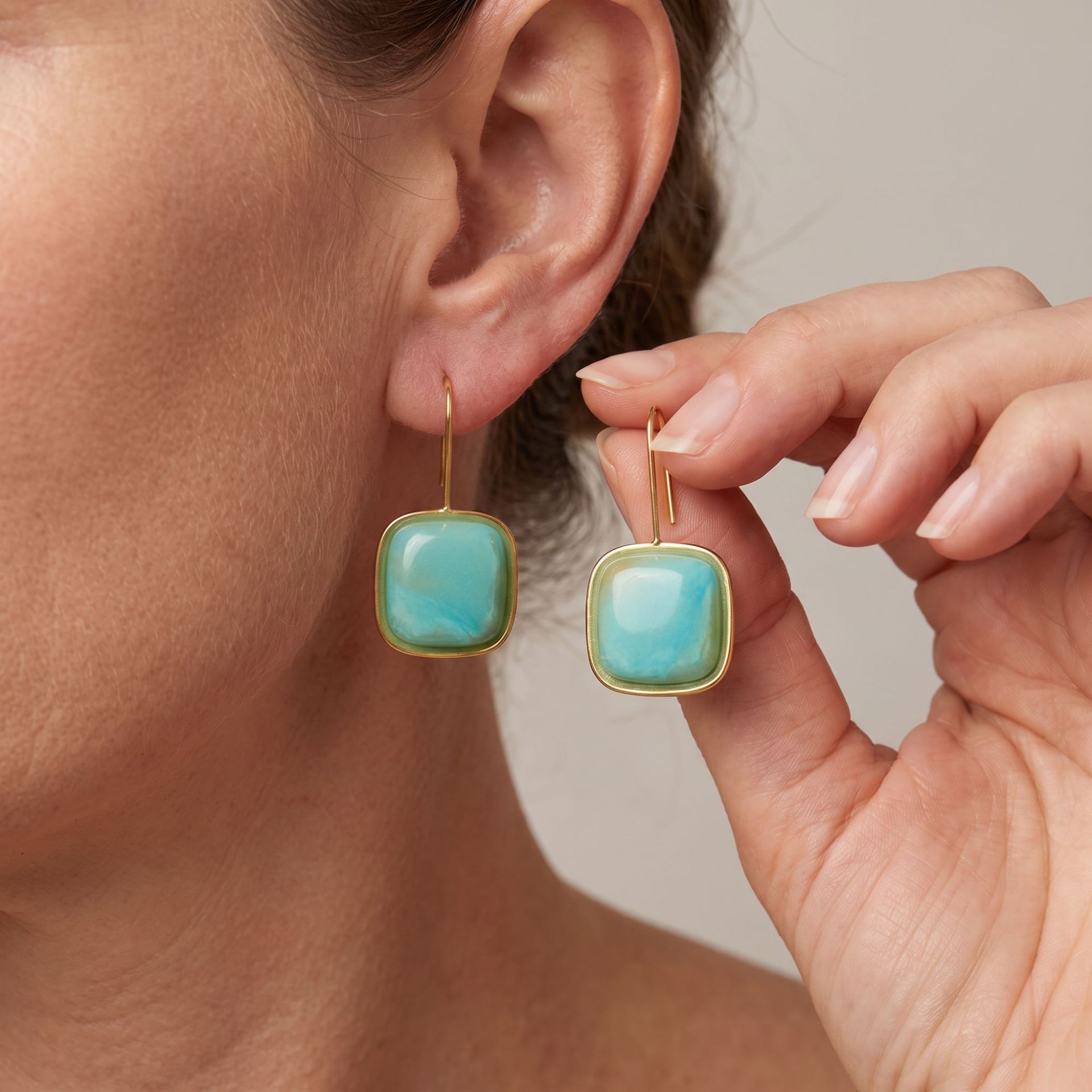 Square Geometric Ombre Resin Earrings photo 4