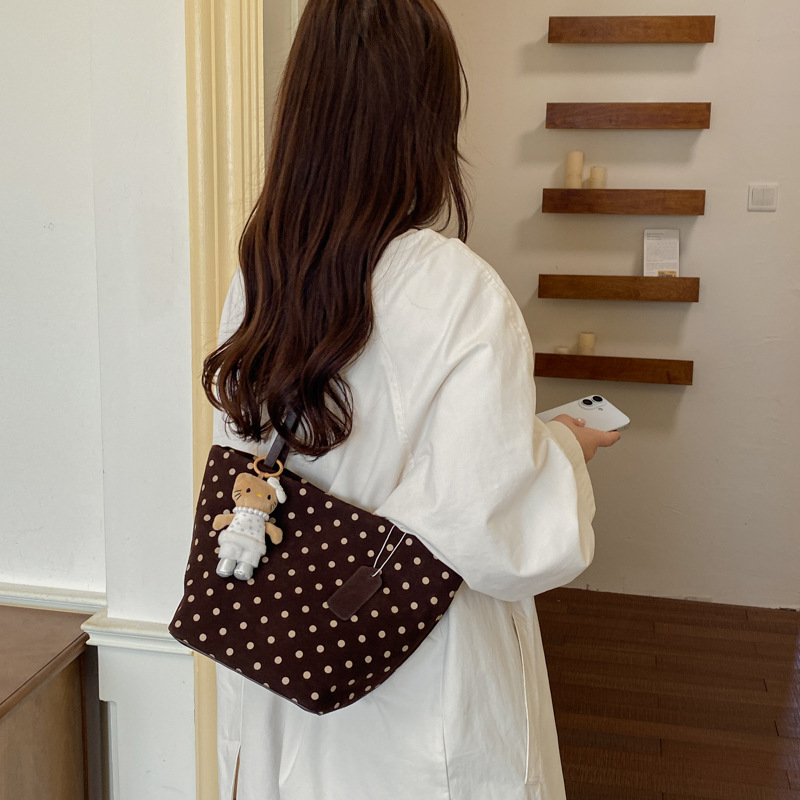 Korean-style Minimalist Polka-dot Bucket Bag Autumn New Arrival photo 3