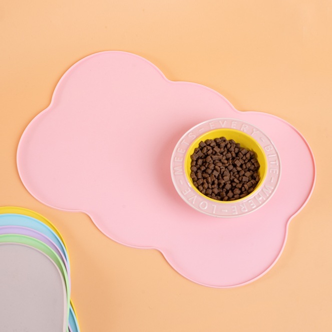 Non-slip Waterproof Silicone Pet Cat And Dog Feeding Mat photo 1