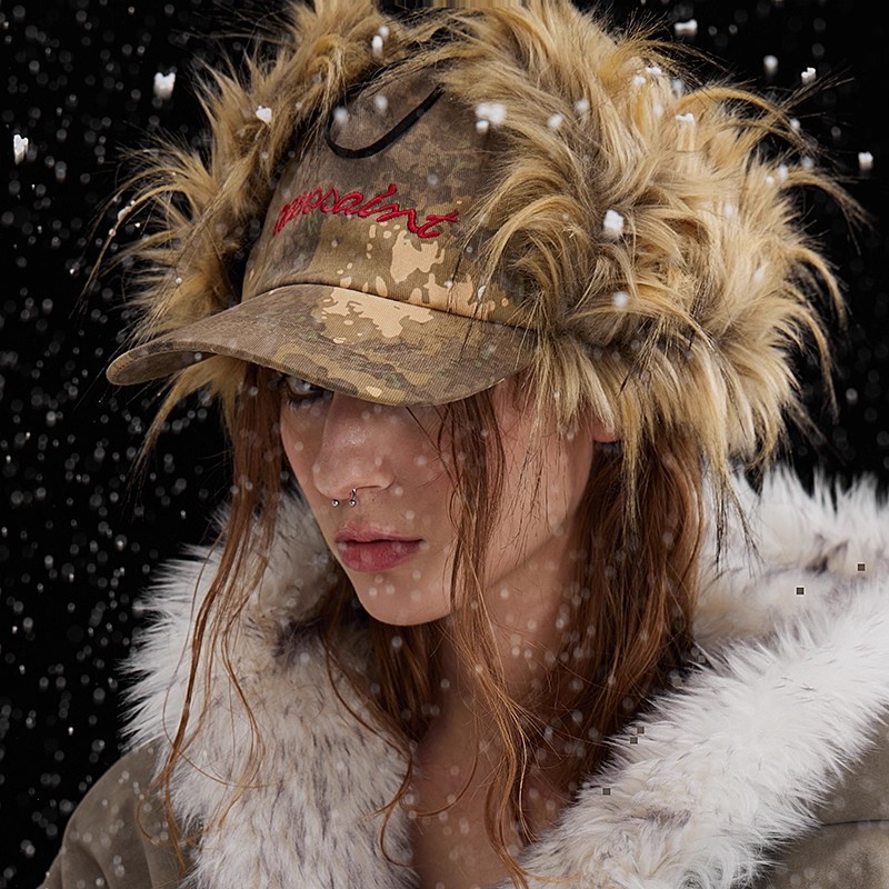 Camouflage Retro Embroidered Earflap Fur Baseball Cap photo 3