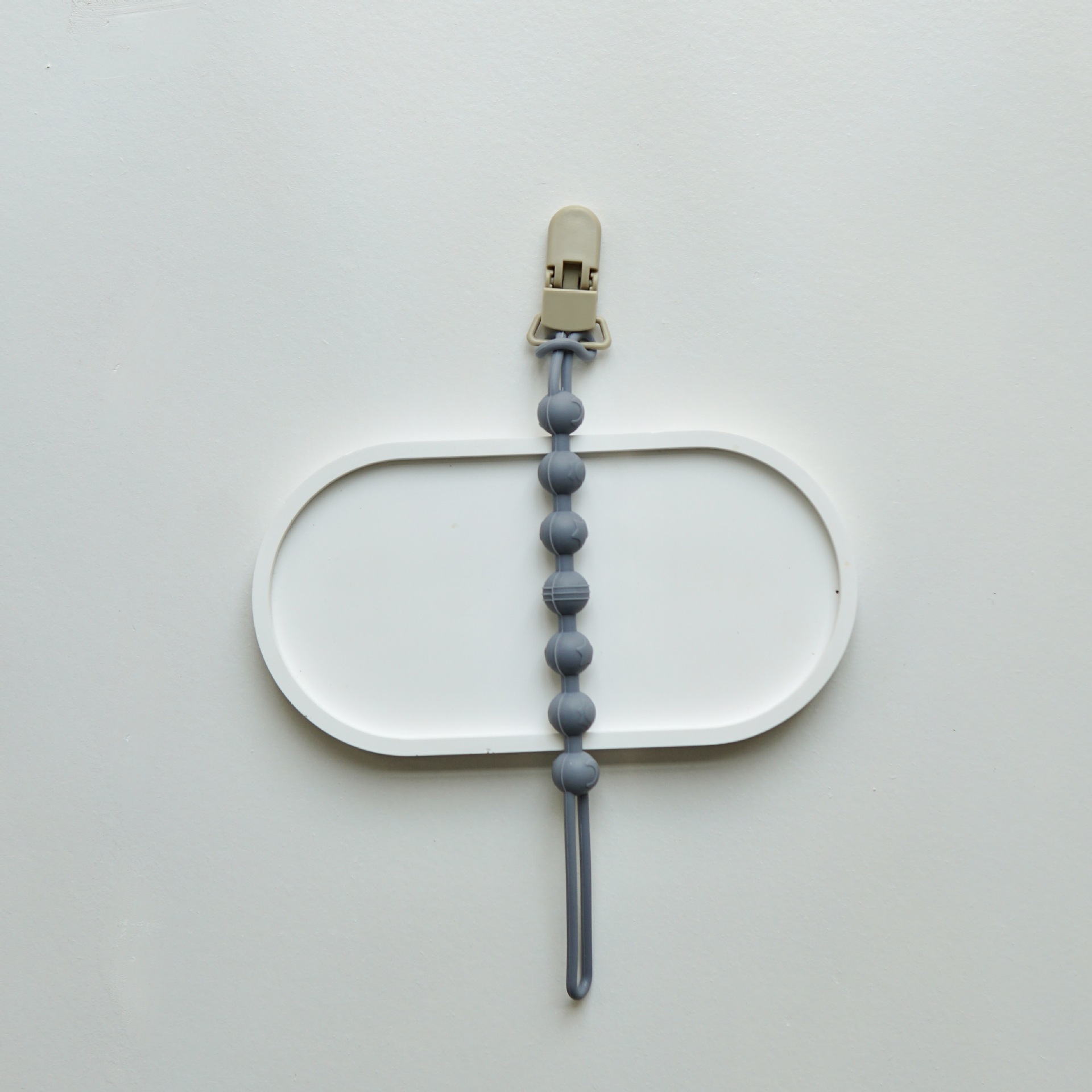 Babys All-in-one Silicone Pore-free Beechwood Pacifier Clip With Anti-loss Chain photo 5