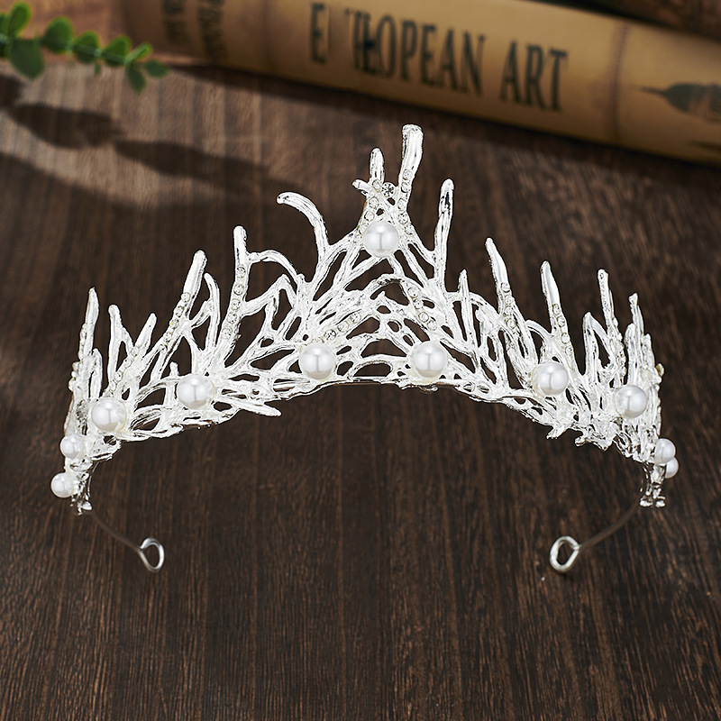 Retro Bridal Crown Alloy Minimalist Baroque Headband With Pearl Accents photo 2