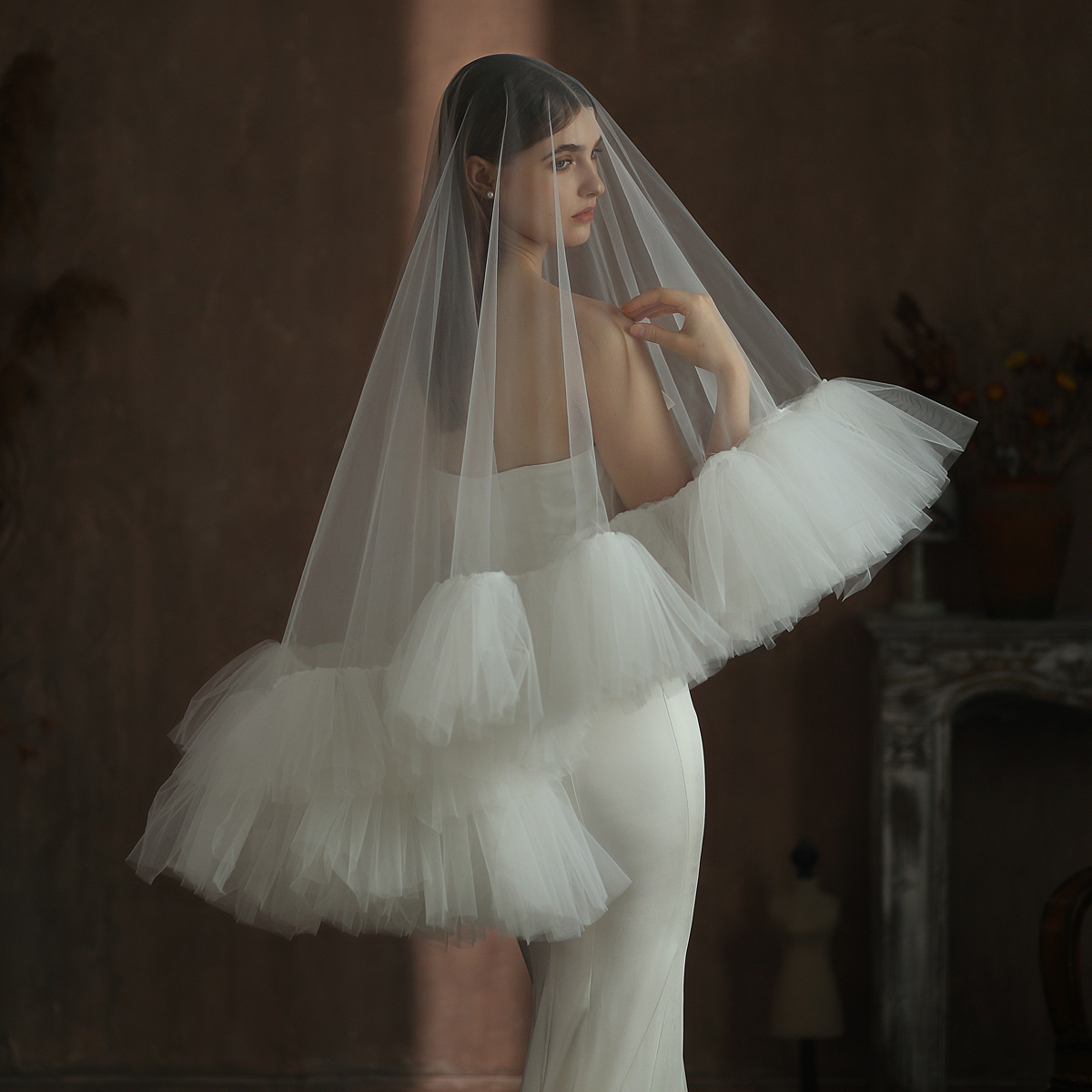 Heavy Industry Ruffled Bridal Veil White Double Layer Studio Travel Photo Exterior Puffy Soft Veil photo 1