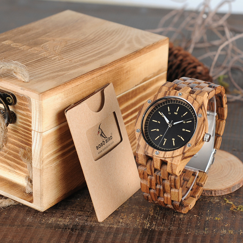 Wooden Pointer Style Quartz Watch photo 3