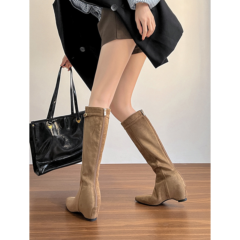 Womens Black High-top Boots With Buckles And A Hidden Heel photo 4