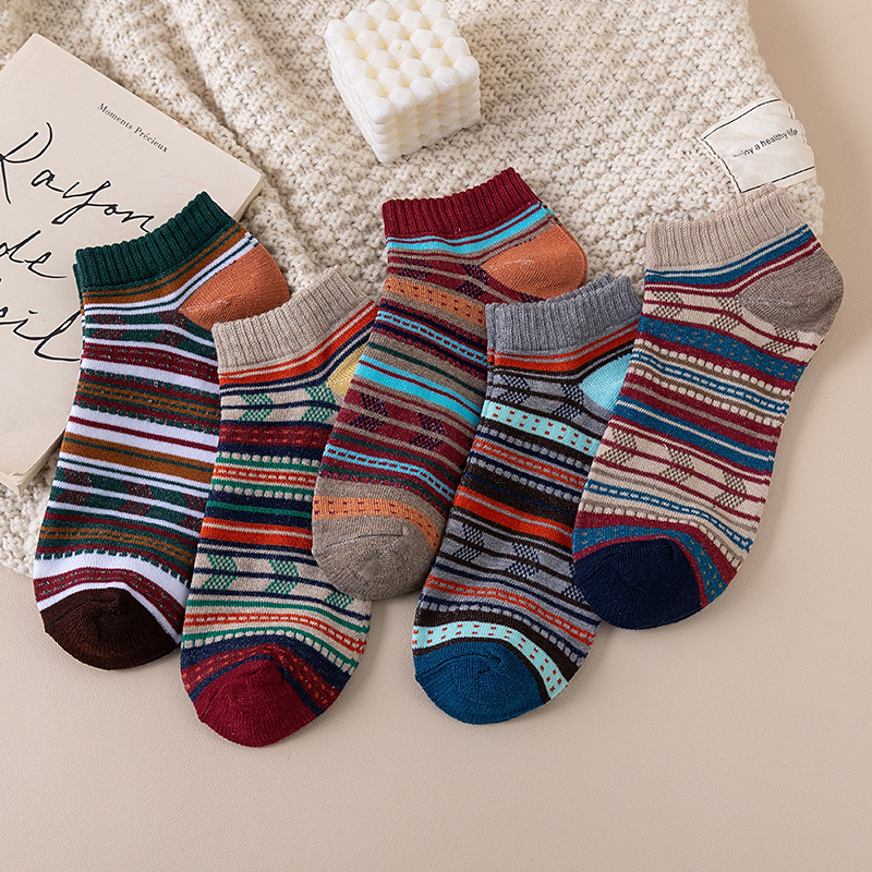 Mens Socks Harajuku-style Ankle Socks With Ethnic Patterns photo 2