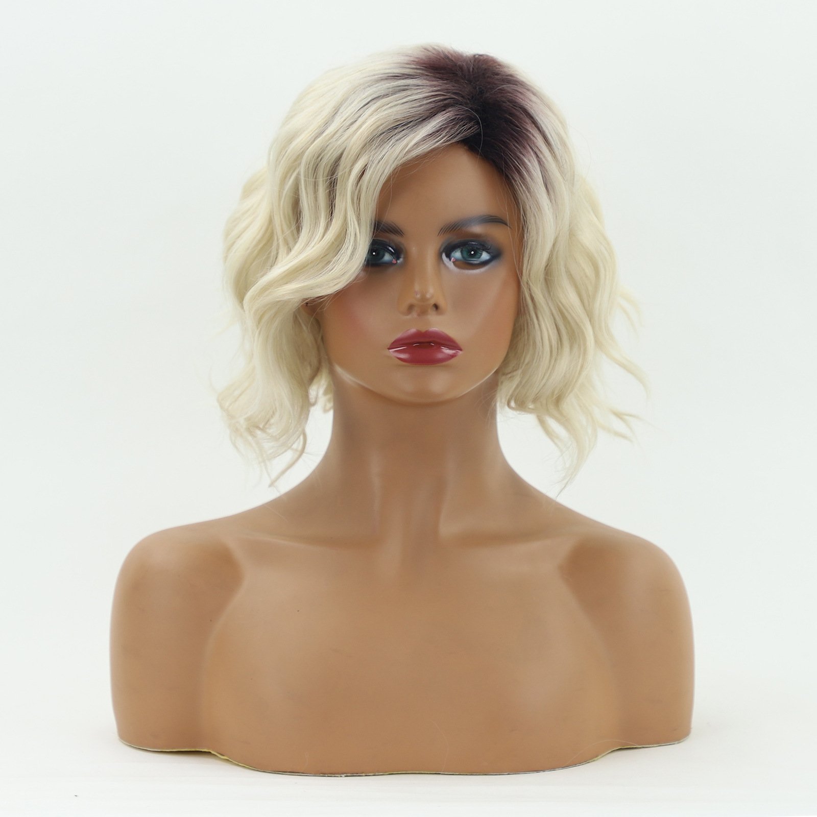 Womens Dyed Mid-length Curly Hair photo 2