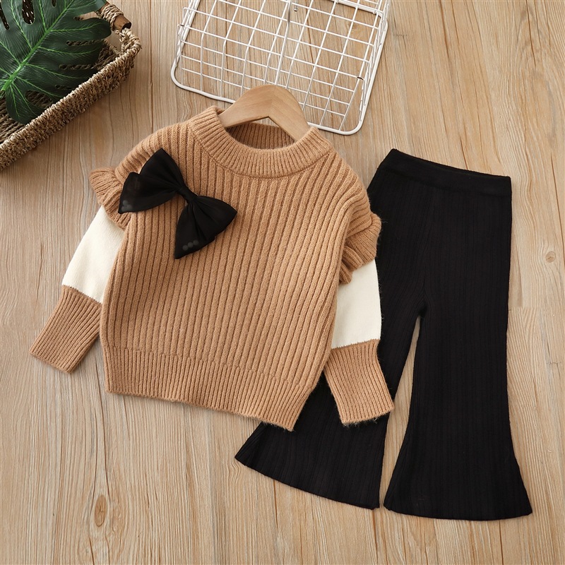 Childrens Two-Piece Knitted Set With Round Neck photo 3