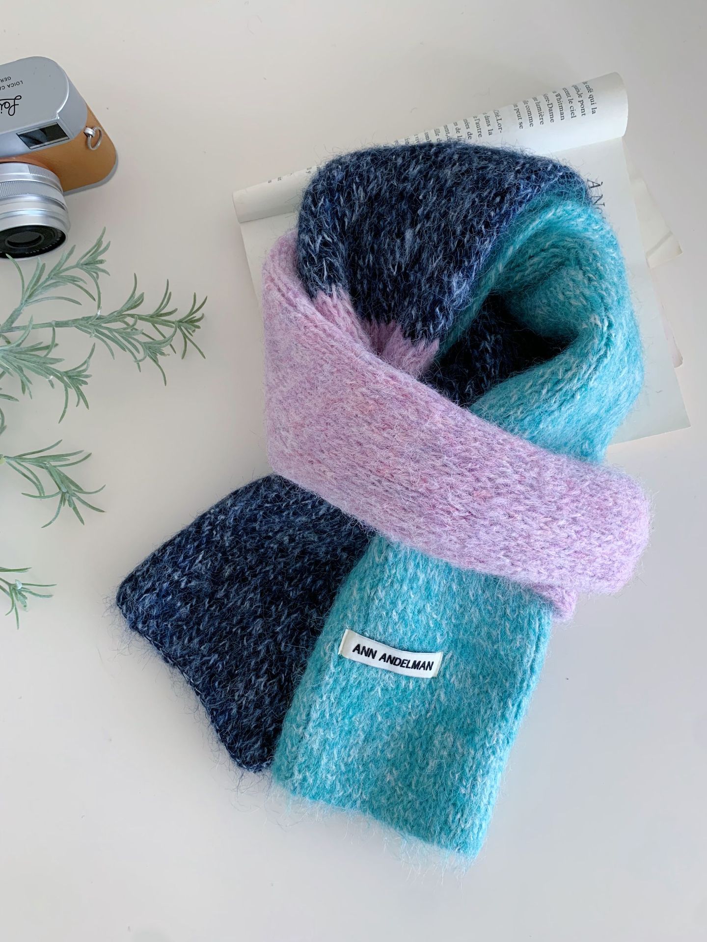 Color-block Knitted Scarf For Women Warm And Versatile photo 3