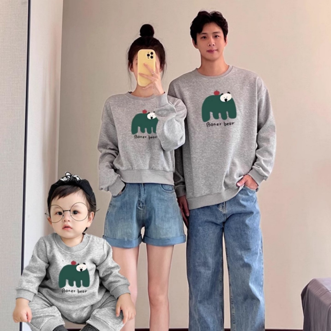High Quality Family Friendly Autumn Sweatshirts Baby Onesies For Three photo 1