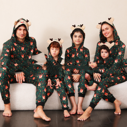 Christmas Family Matching Outfits With Prints photo 1