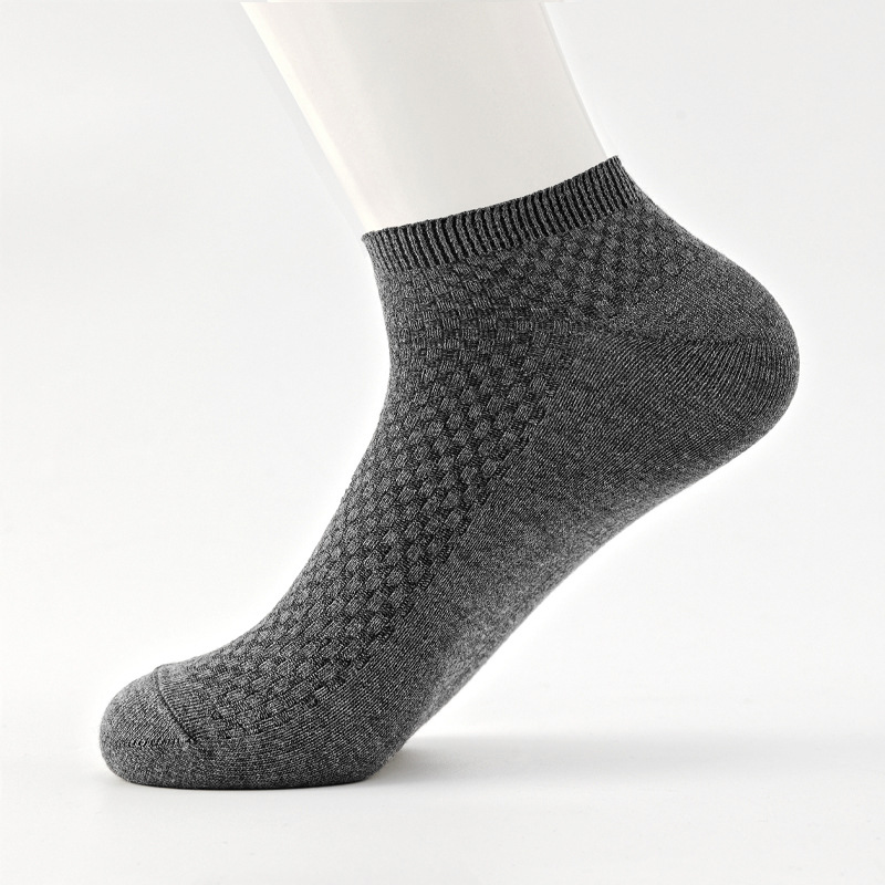 Mens Casual Soft And Breathable Mid-calf Socks photo 2