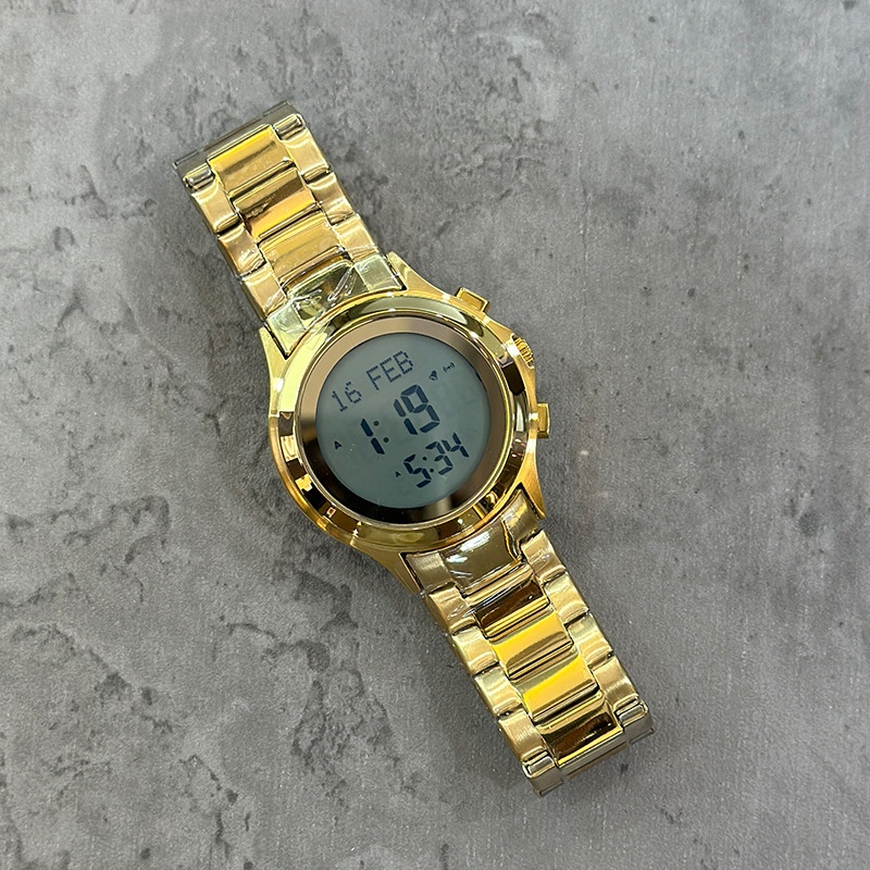Fashionable Multi Functional Reminder And Direction Indicating Watch photo 2