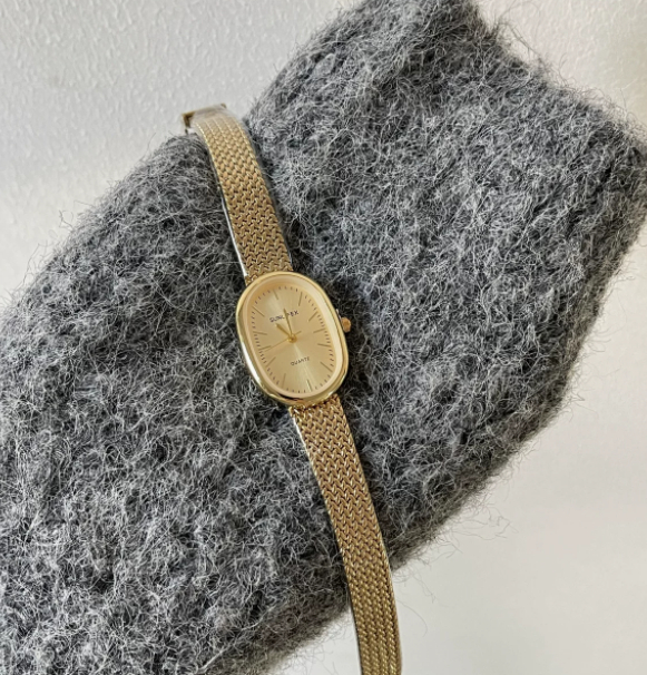 Vintage-style Elegant Chain Watch With A Fashionable And Niche Design photo 6