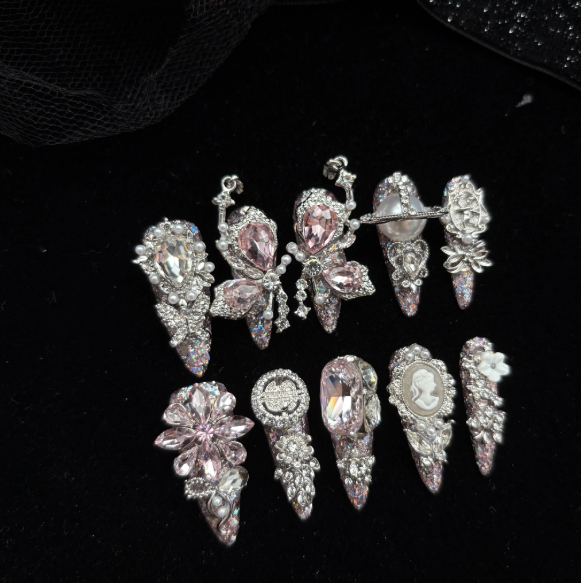 Handmade Press-on Nails In Pink, Sparkling Roses With Full Rhinestone Embellishmentsdazzling Short-style Nails That Enhance Your Complexion, Perfect For The Back-to-school Season photo 2