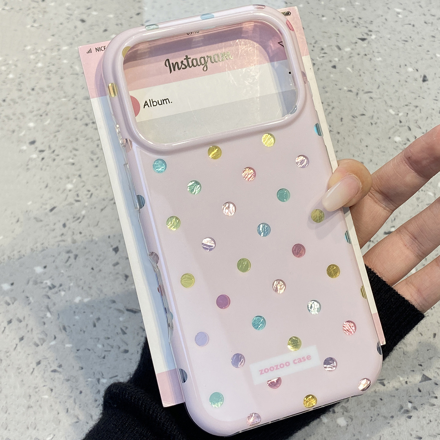 Cream-colored Powder-gold Polka-dot Phone Case photo 1