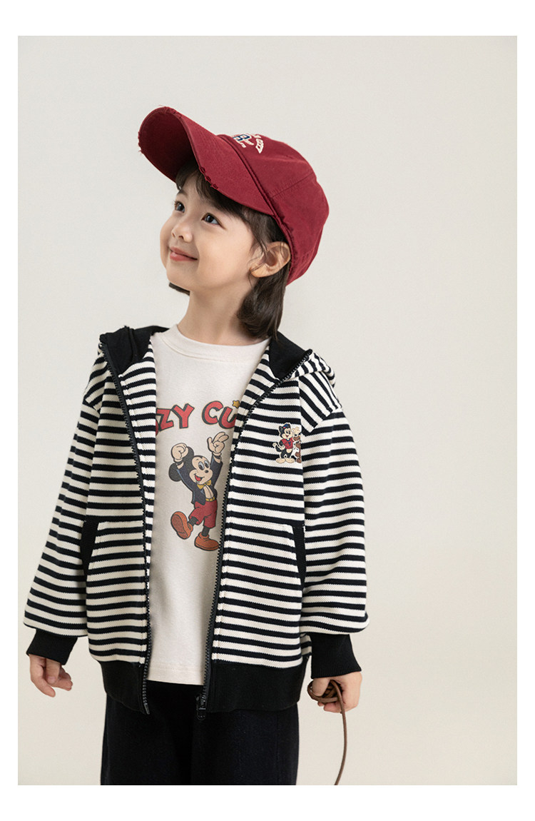 Striped Hooded Sweatshirt Jacket And Wide-leg Jeans photo 4