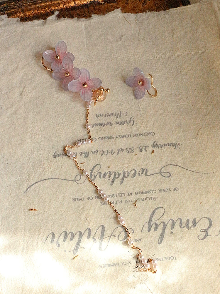 Elegant French-style One-piece Ear Cuff photo 4